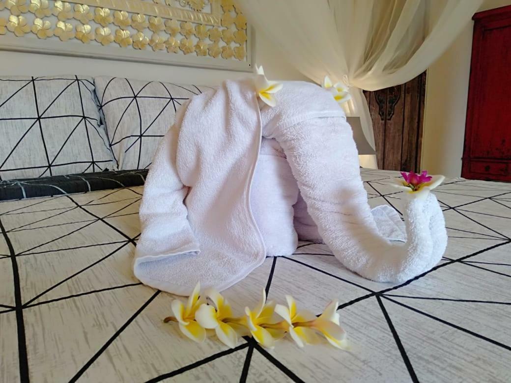 The Kayu Manis Villa & Spa Lovina  Bagian luar foto